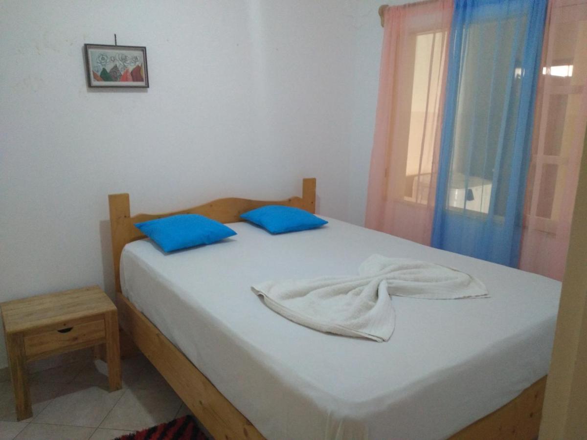 Hotel Pensao Domingas à São Filipe Extérieur photo